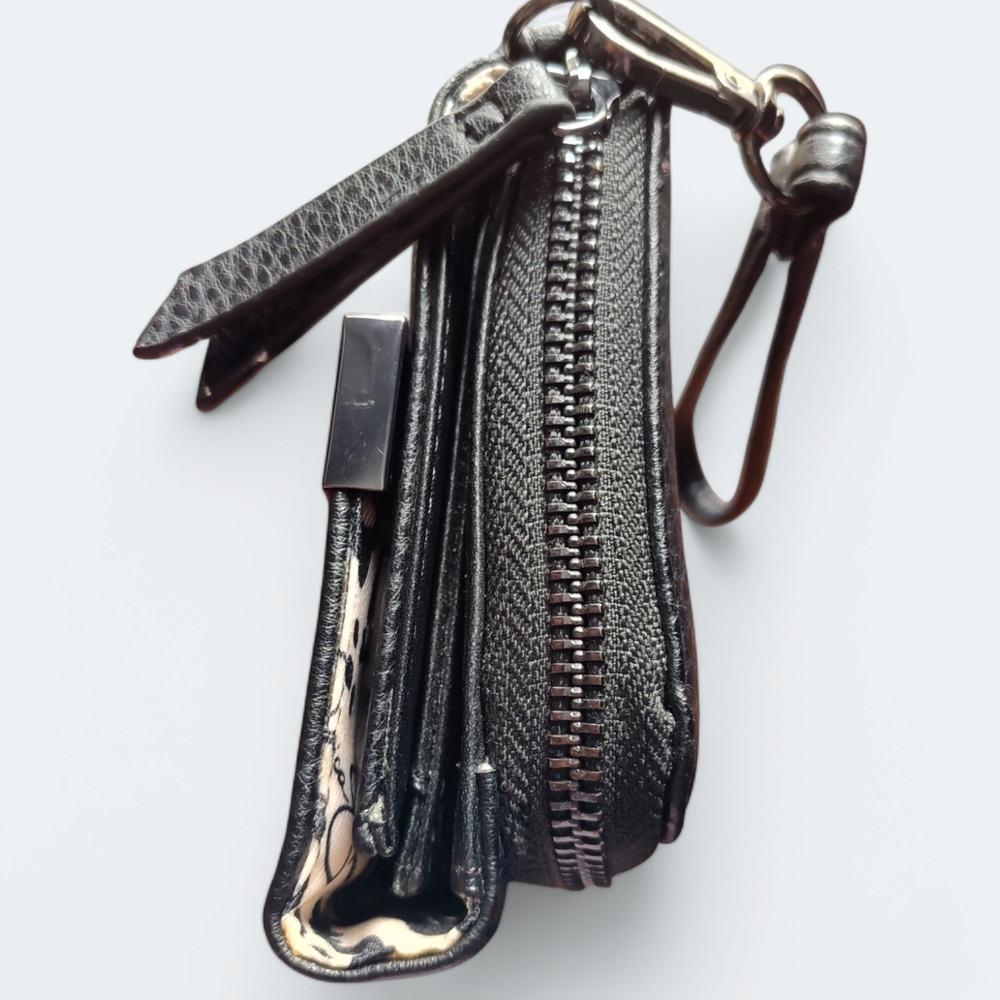 Jessica Simpson Black Wristlet Clutch - Picture 7 of 8